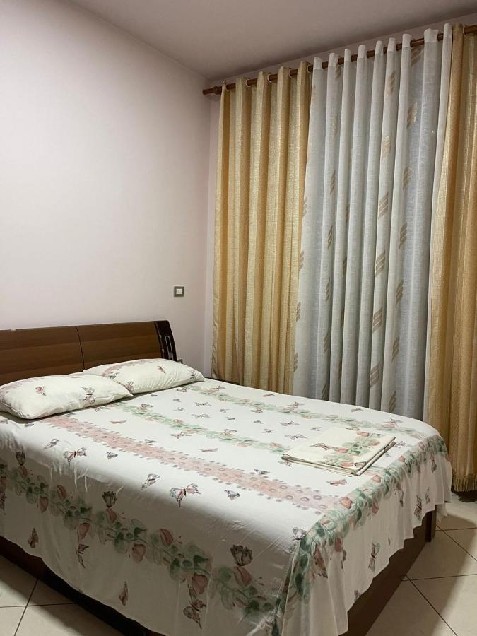 Vila Vadeha Pogradec Exteriér fotografie