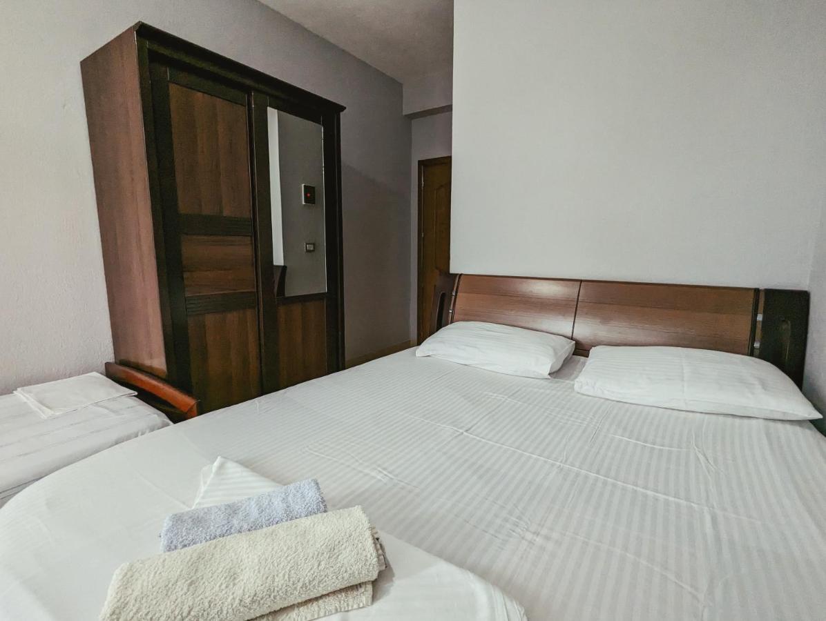 Vila Vadeha Pogradec Exteriér fotografie