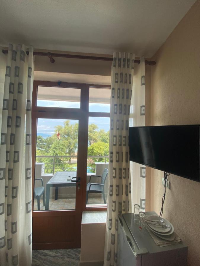 Vila Vadeha Pogradec Exteriér fotografie