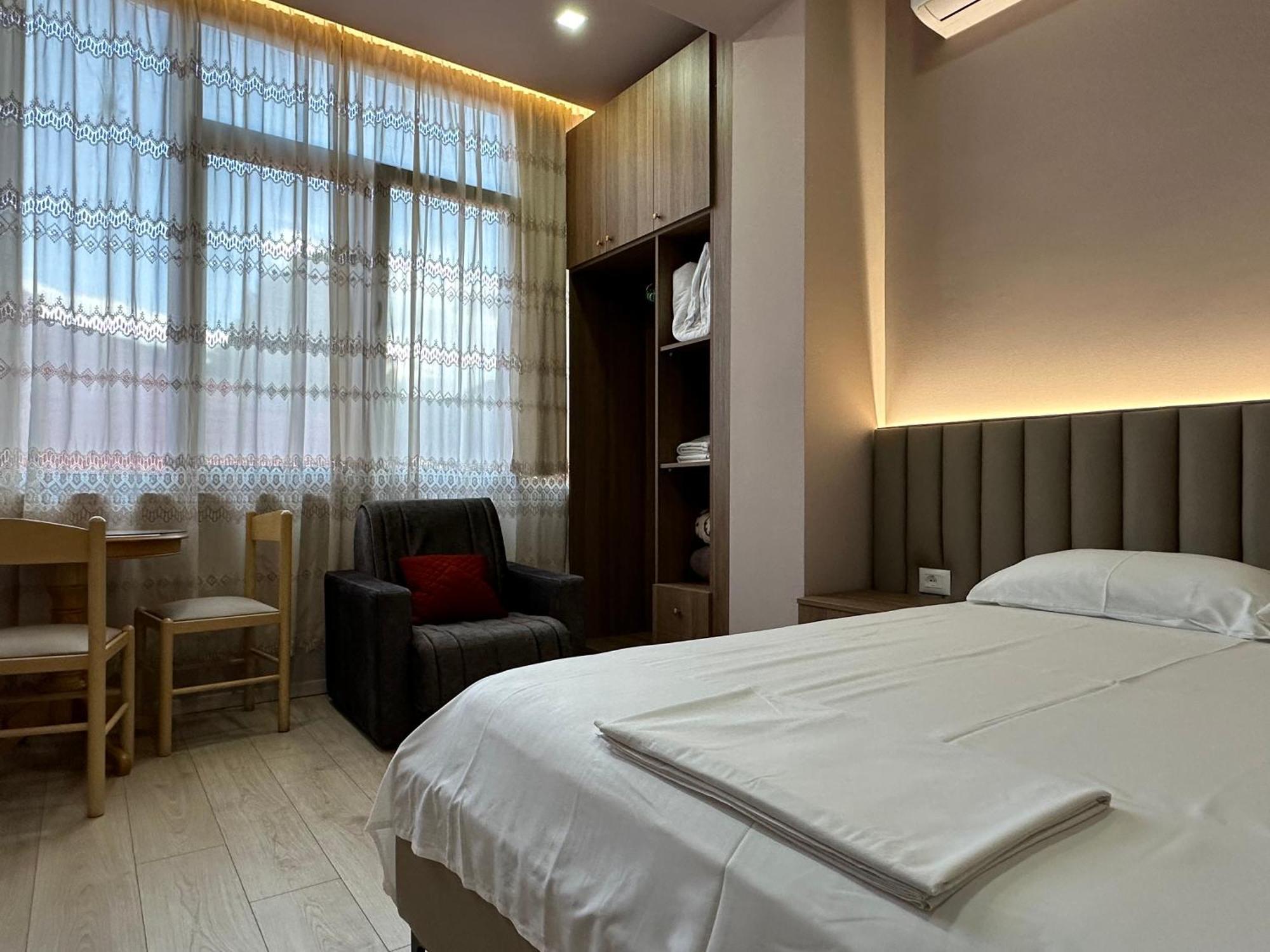 Vila Vadeha Pogradec Exteriér fotografie