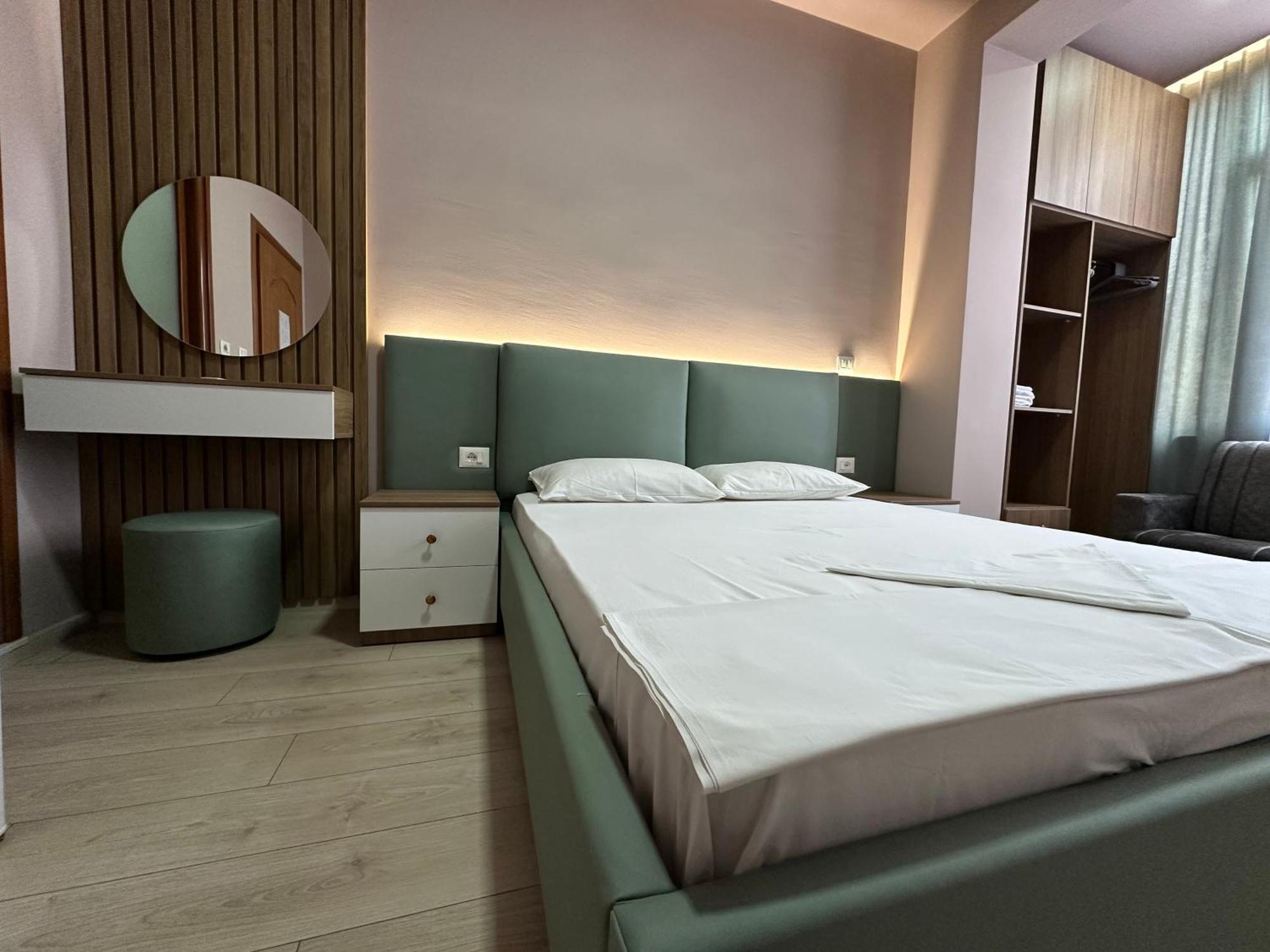 Vila Vadeha Pogradec Exteriér fotografie